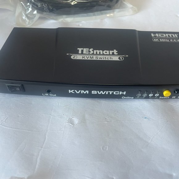 *New (Reg. $220)* TESmart 2x1 HDMI KVM Switch - Picture 4 of 10